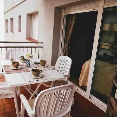 Appartement Front De Mer Avec Terrasse Et Parking A Platja D'Aro Apartament *